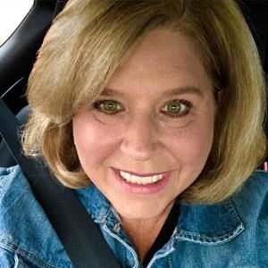 Meet your Posher, Luisa